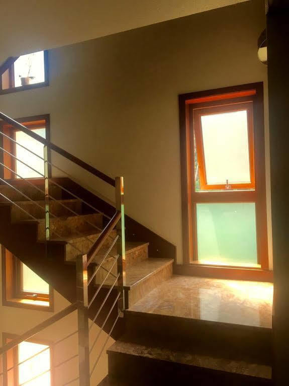 Hotel Entrerobles Sabaris Buitenkant foto